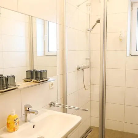 Gaestehaus Zur Linde Casa de hóspedes 3*