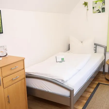 Guest house Gaestehaus Zur Linde