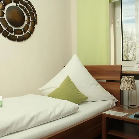 Casa de hóspedes Gaestehaus Zur Linde 3*