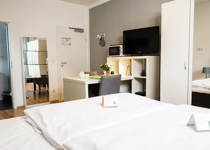 Gaestehaus Zur Linde בית הארחה 3*