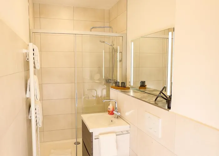 Gaestehaus Zur Linde בית הארחה אינגולשטאט