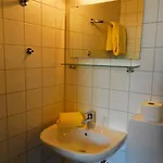 בית הארחה Gaestehaus Zur Linde