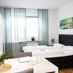 Pensión Gaestehaus Zur Linde 3*