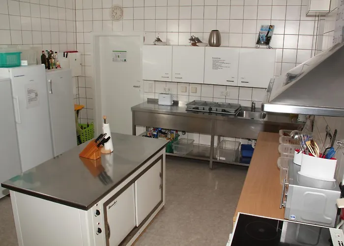 Pensionat Gaestehaus Zur Linde 3*