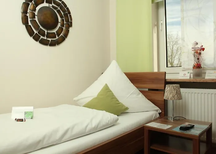 Pensionat Gaestehaus Zur Linde 3*